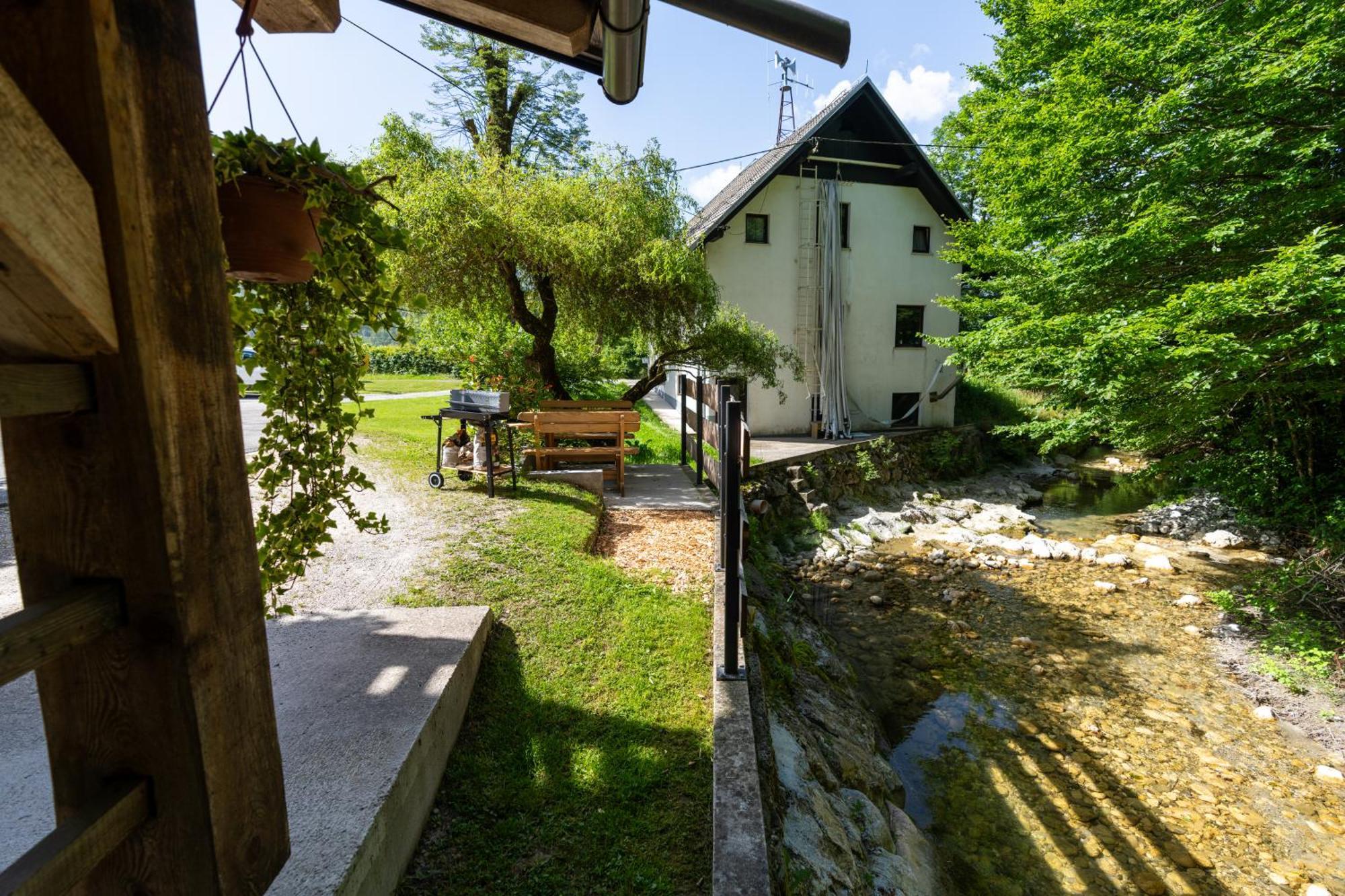 Apartma Pri Lipi Бохинь Экстерьер фото
